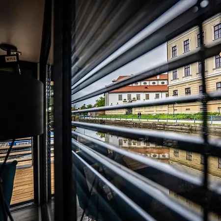 Rezidence Malse - Unikatni Na Vode Ceske Budejovice