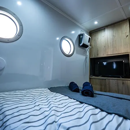 Rezidence Malse - Unikatni Na Vode Apartment